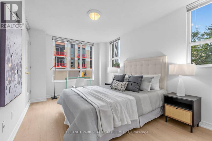505 - 35 Merton Street — photo 15 of 29