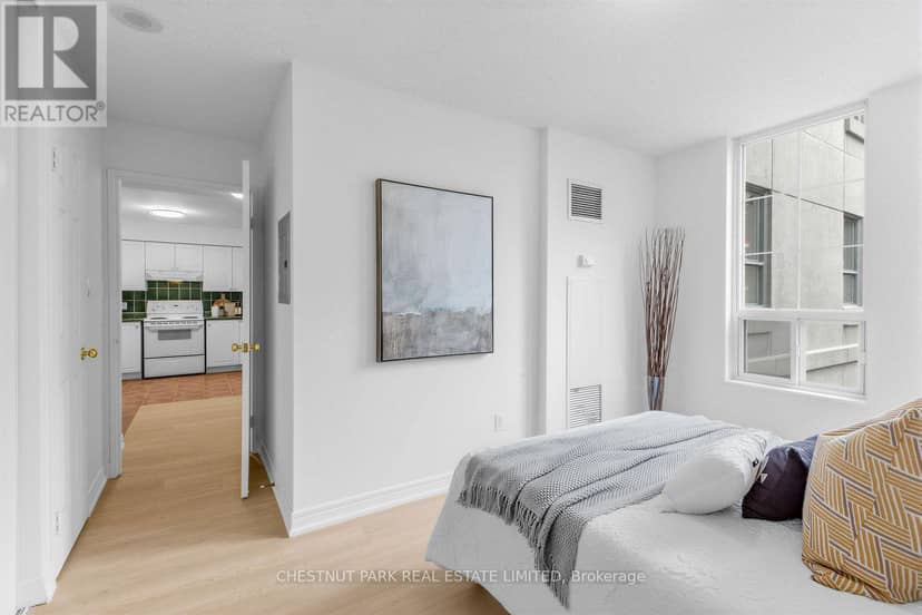 505 - 35 Merton Street — photo 19 of 29