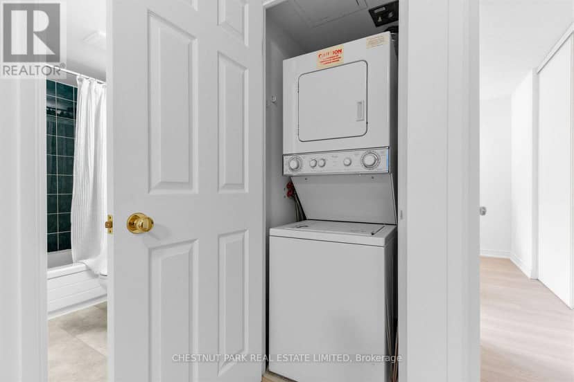505 - 35 Merton Street — photo 22 of 29