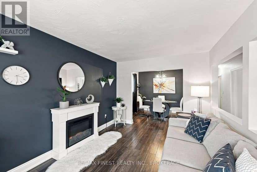 581 Division Street — photo 11 of 40