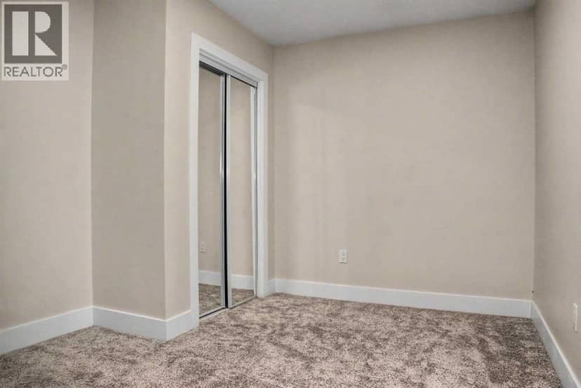10720 88B Street — photo 11 of 35