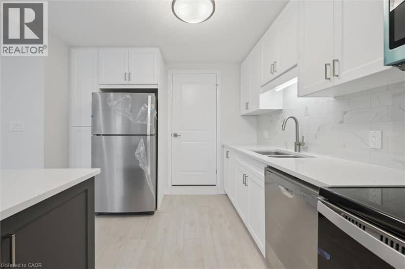525 ERINBROOK Drive Unit# B039 — photo 21 of 40