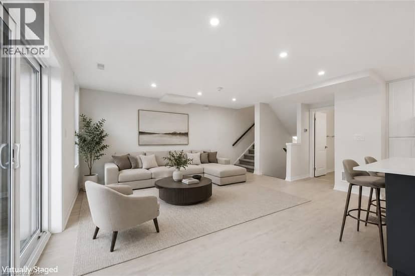 525 ERINBROOK Drive Unit# B039 — photo 12 of 40
