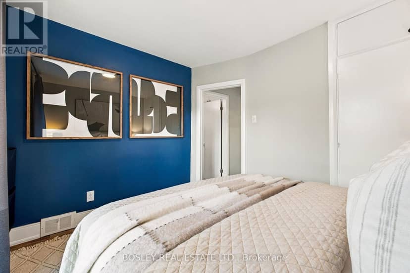 56 Christina Crescent — photo 20 of 36