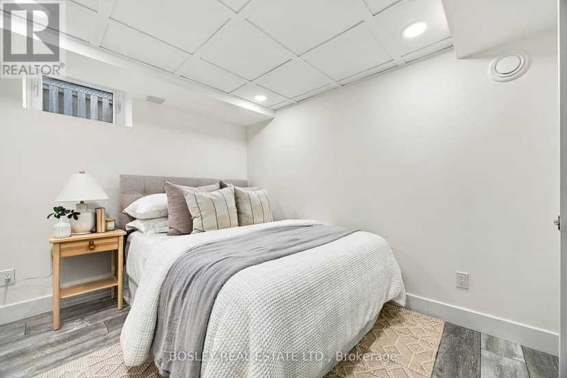 56 Christina Crescent — photo 23 of 36