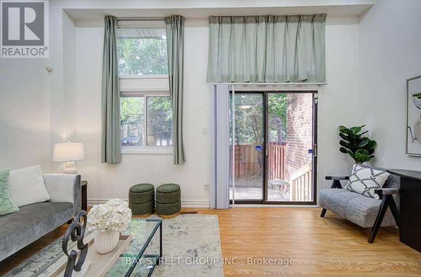 20 - 33 Dundalk Drive, Toronto, photo 7