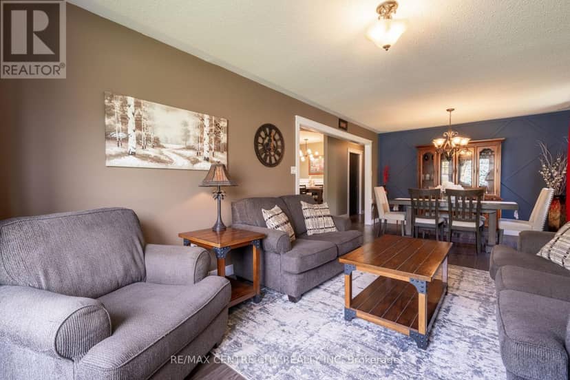 252 Mill Pond Crescent — photo 11 of 40