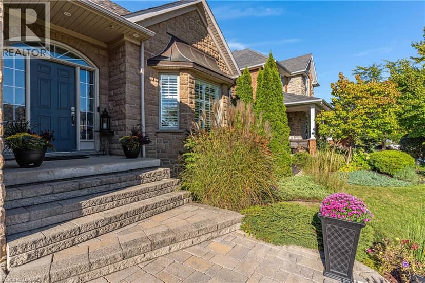 308 DEER RIDGE Drive, Kitchener, photo 2