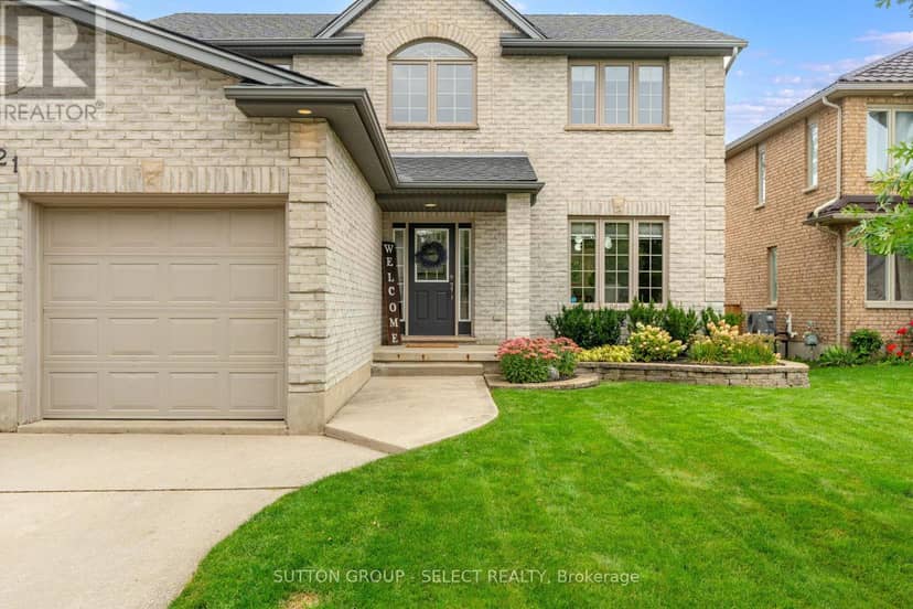 121 Tanoak Drive, London North