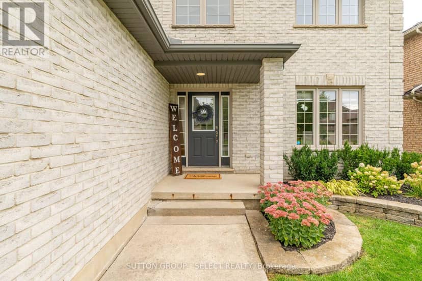 121 Tanoak Drive, London North, photo 4