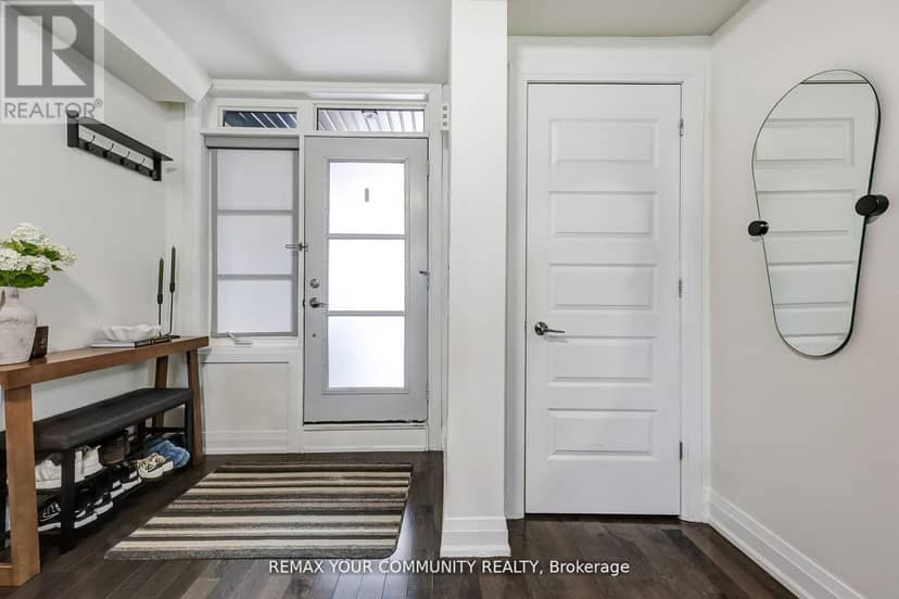 29 - 8169 Kipling Avenue, Vaughan, photo 4