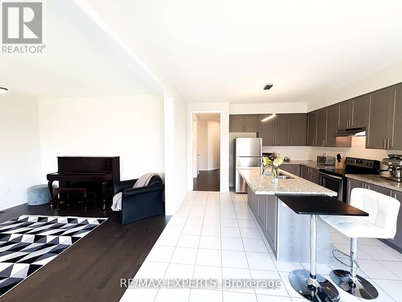 1426 Farrow Crescent — photo 15 of 40