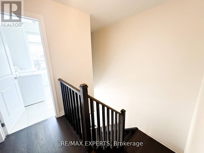 1426 Farrow Crescent — photo 20 of 40