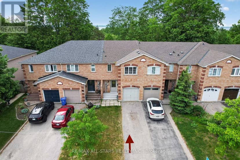 18 Lancaster Court, Georgina, photo 3