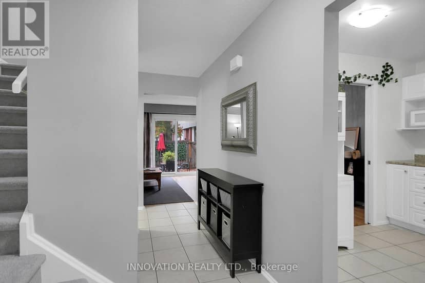 3921D Old Richmond Road, Ottawa, photo 4