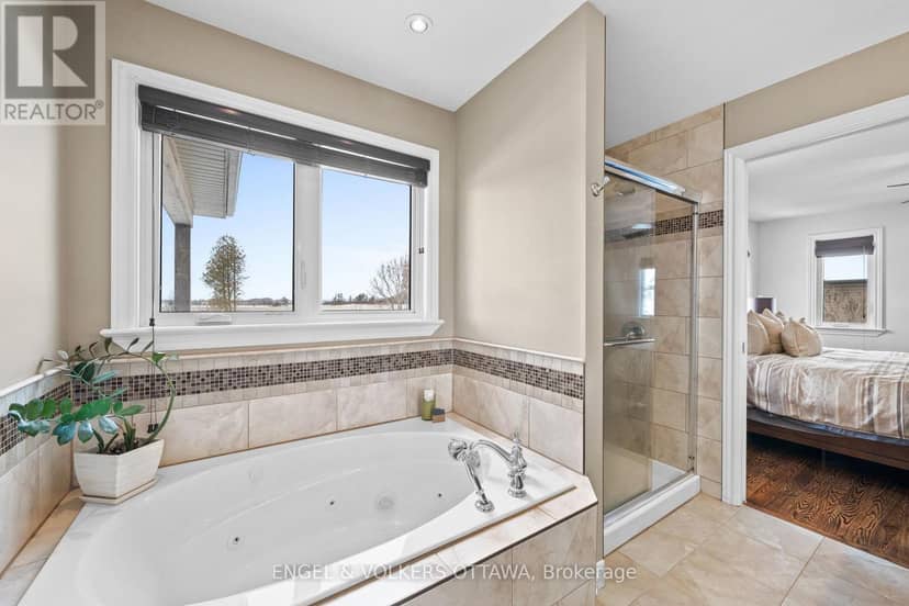 5579 Lombardy Drive — photo 19 of 40