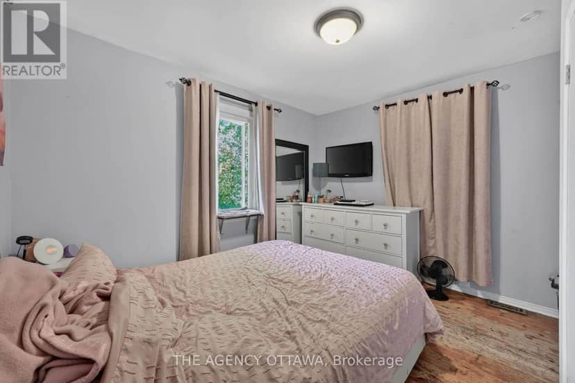 64 Bayswater Avenue — photo 31 of 40
