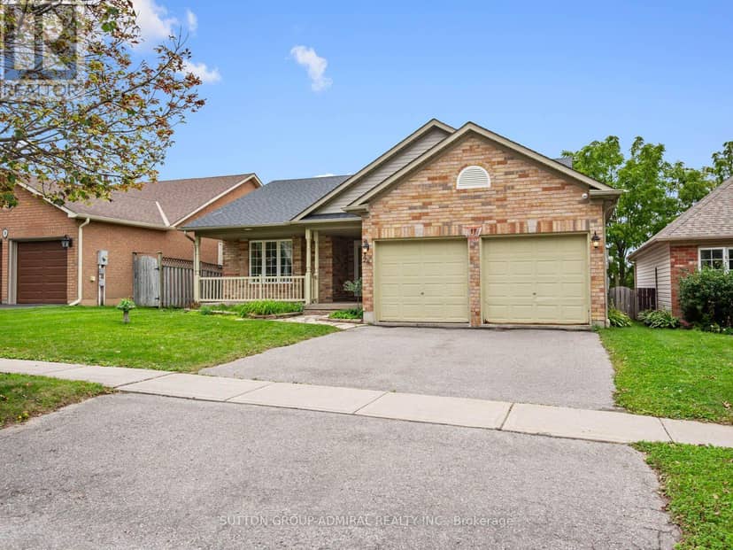 28 Harwood Drive, Barrie, photo 2