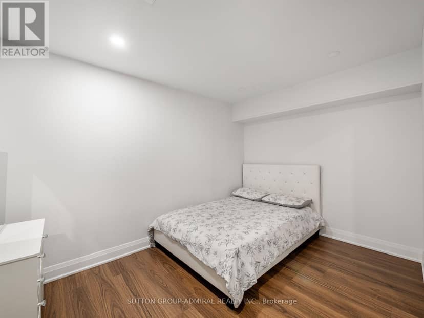 28 Harwood Drive — photo 37 of 40