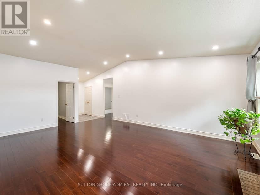 28 Harwood Drive, Barrie, photo 7