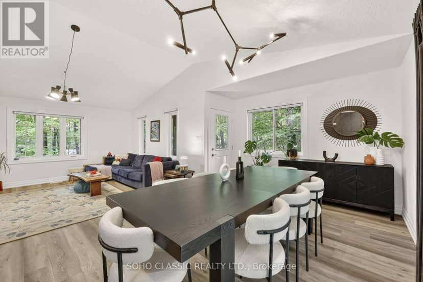 16 Oneida Avenue — photo 14 of 39