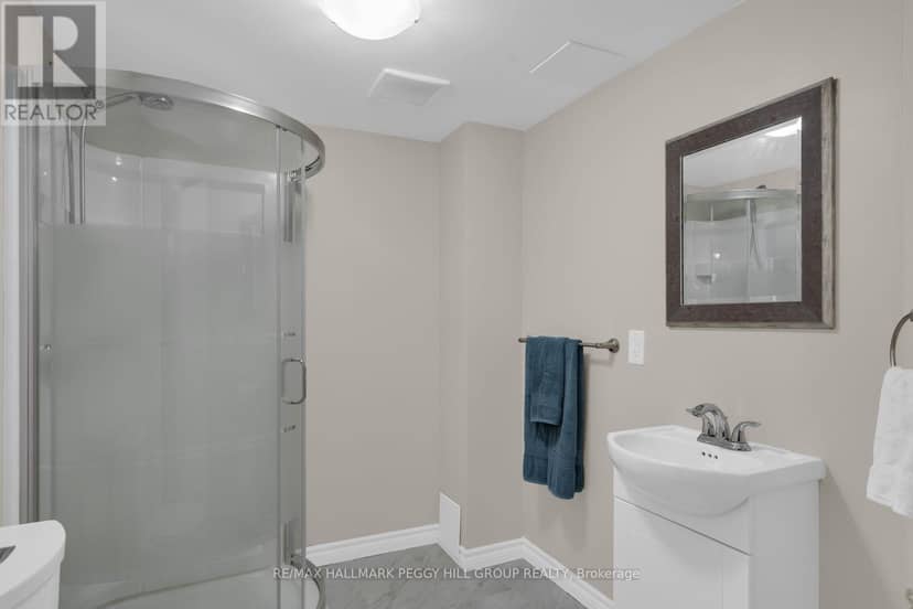 35 Victorway Drive — photo 13 of 18