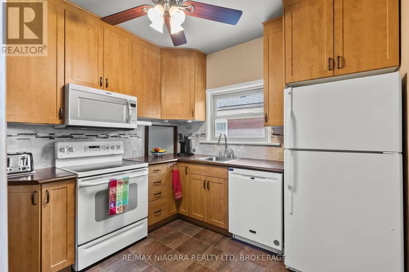 6403 Locus Avenue — photo 16 of 37