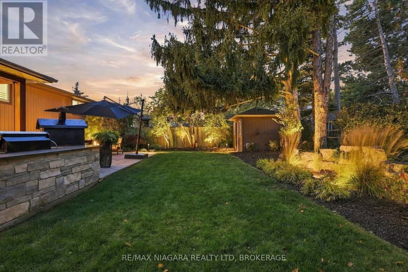 13 Royal Henley Boulevard — photo 40 of 40