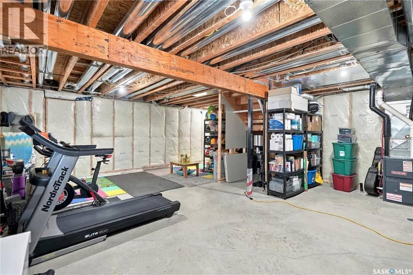 3241 Green Water DRIVE — photo 33 of 40
