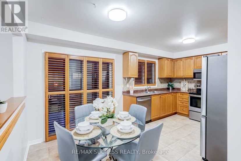 54 Ferncroft Place — photo 12 of 40