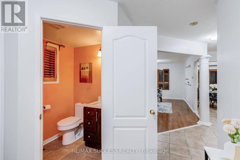54 Ferncroft Place — photo 19 of 40