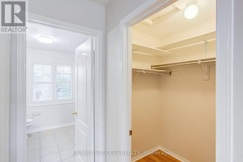 54 Ferncroft Place — photo 27 of 40