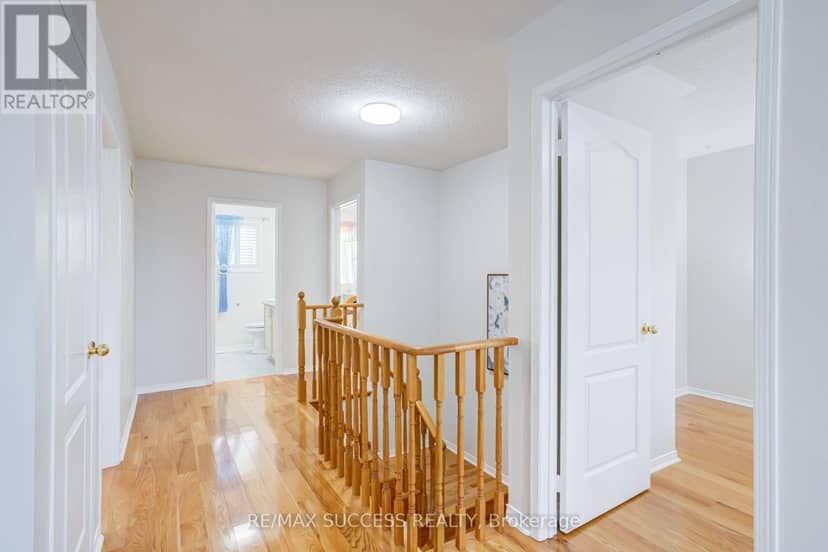 54 Ferncroft Place — photo 31 of 40