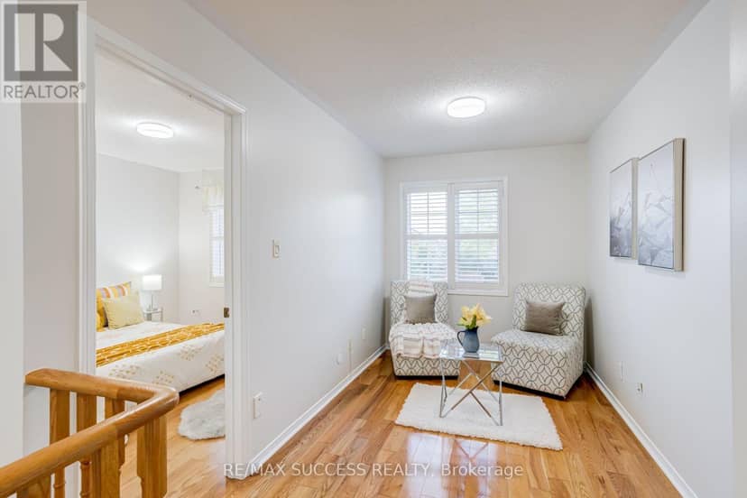 54 Ferncroft Place — photo 32 of 40