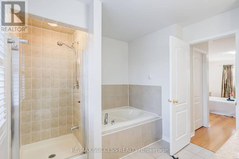 54 Ferncroft Place — photo 35 of 40
