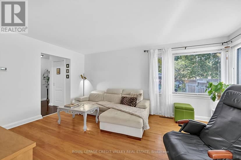 29 Crestview Avenue — photo 16 of 40