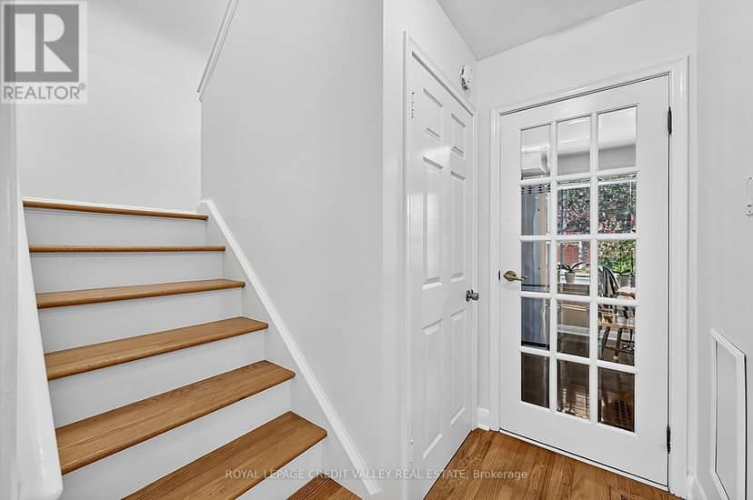 29 Crestview Avenue — photo 20 of 40