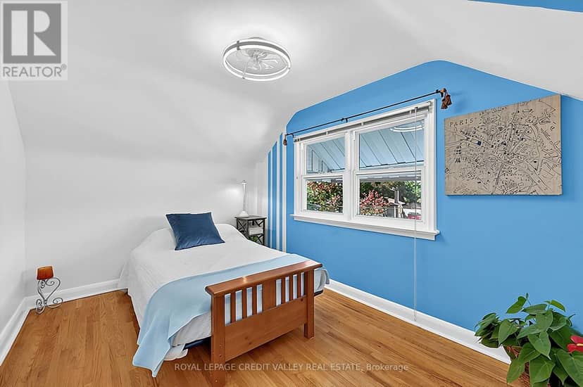 29 Crestview Avenue — photo 22 of 40