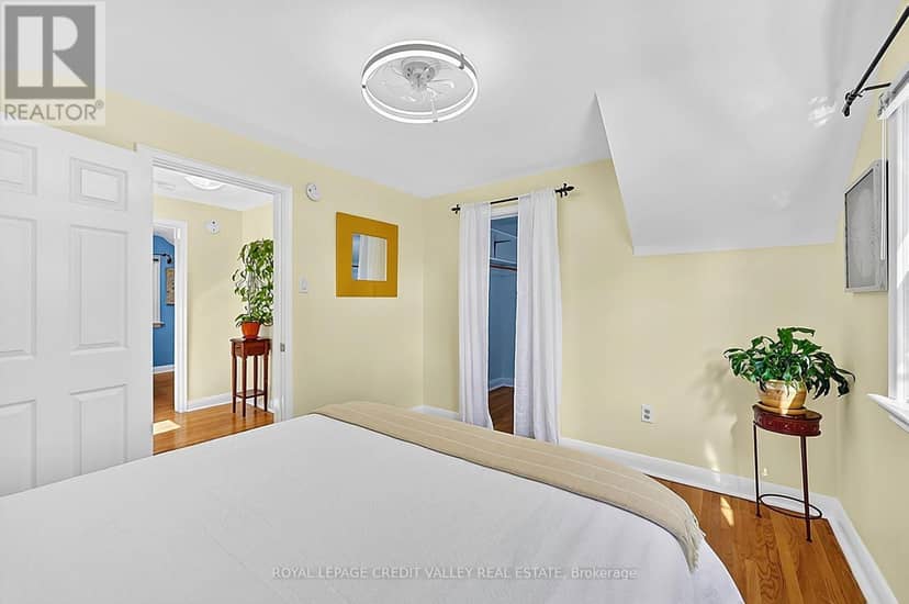 29 Crestview Avenue — photo 25 of 40