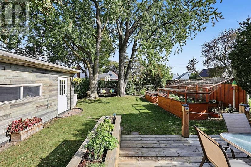 29 Crestview Avenue — photo 38 of 40