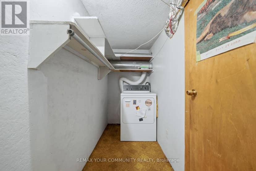 279 McRoberts Avenue, Toronto, photo 8