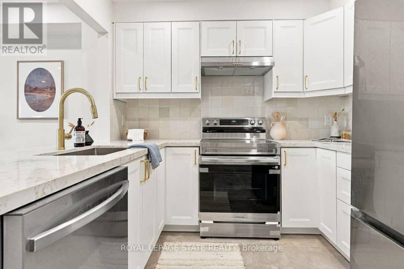 44 Viewcrest Circle, Toronto, photo 6