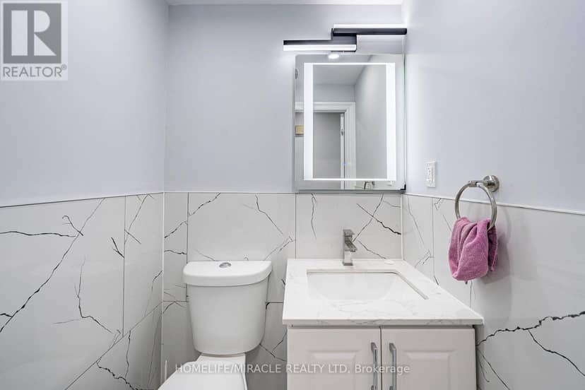 B - 425 Dunvegan Drive — photo 18 of 40