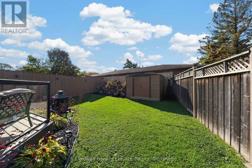 111 Kingswood Drive — photo 9 of 40