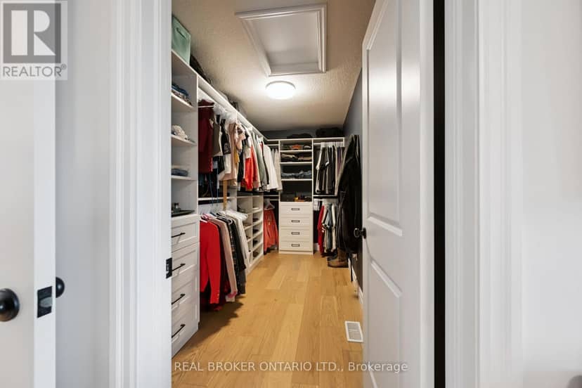 415 Rogers Road — photo 18 of 40