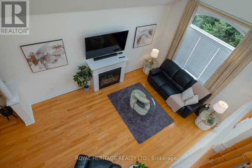 4 Fenton Lane — photo 30 of 38