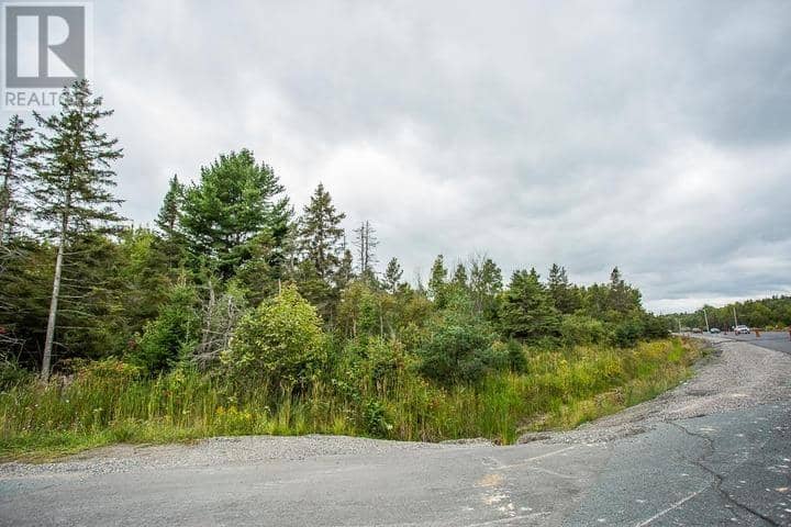Trunk Road at Highway 17 East, Huron Shores Township — photo 17 of 40