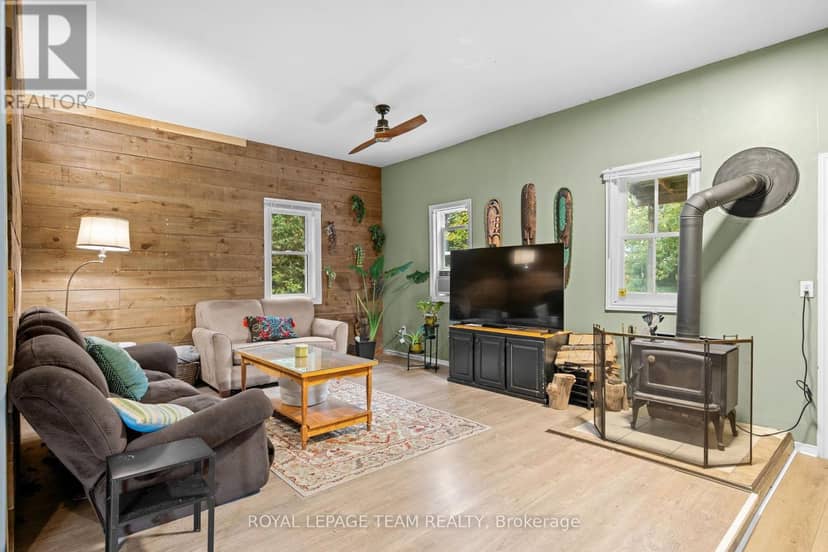 4122 Broadway Street — photo 21 of 36