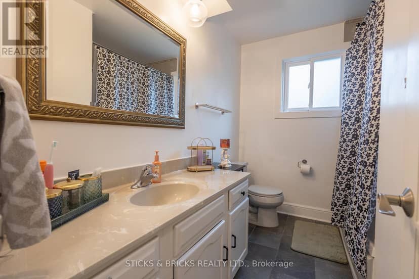 4479 Mitchell Avenue — photo 11 of 30