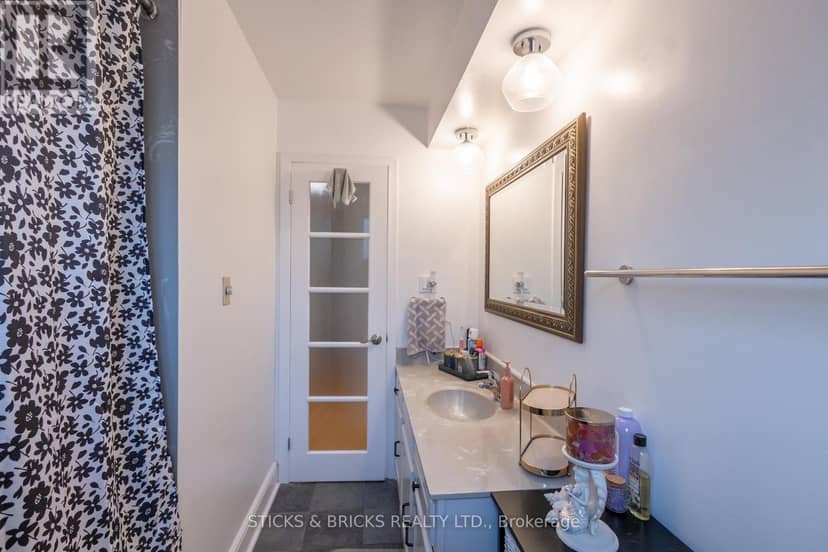 4479 Mitchell Avenue — photo 12 of 30